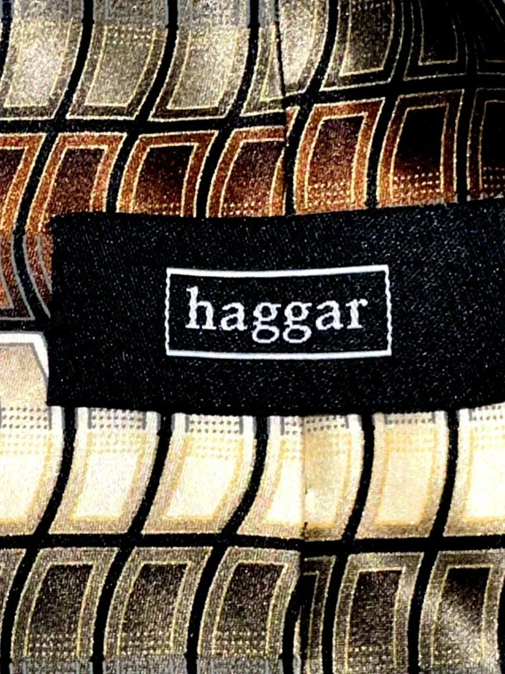 Vintage Haggar Silk Tie Multicolor Wavy Stripe Retro Quiet Luxury 61